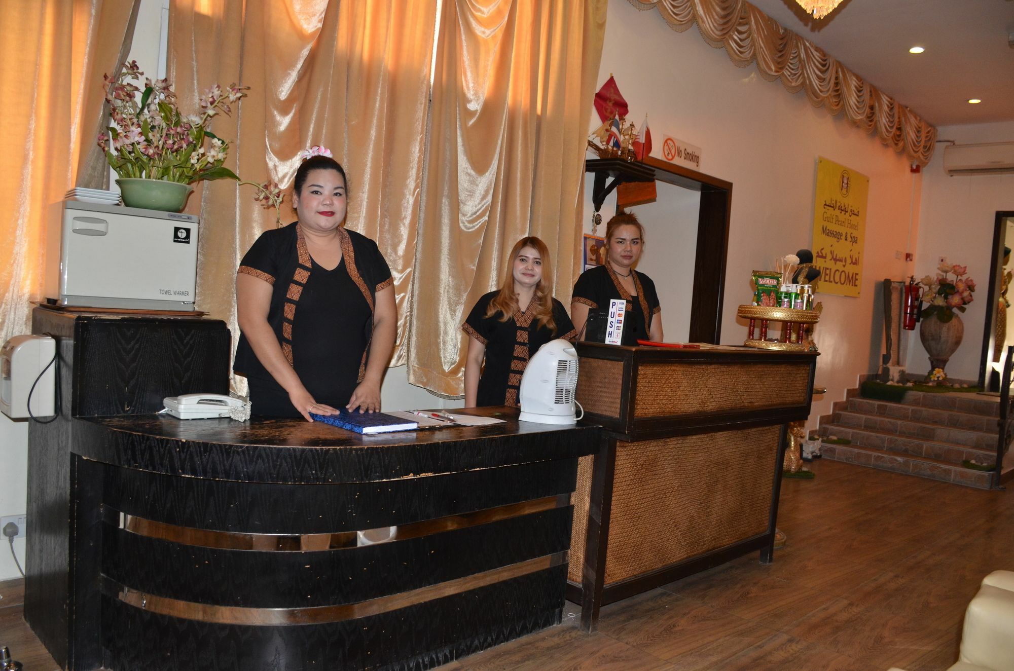 Gulf Pearl Hotel Manama Exterior photo