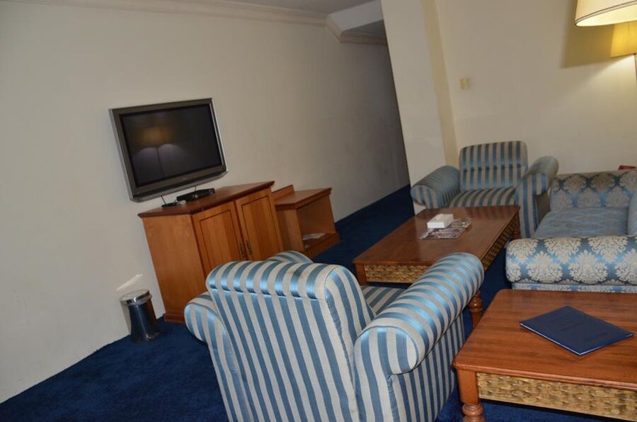 Gulf Pearl Hotel Manama Exterior photo